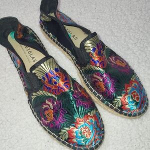 Fabiolas Floral Embroidered Slip-On‎ Espadrilles Women's Size 8 Bright Colorful